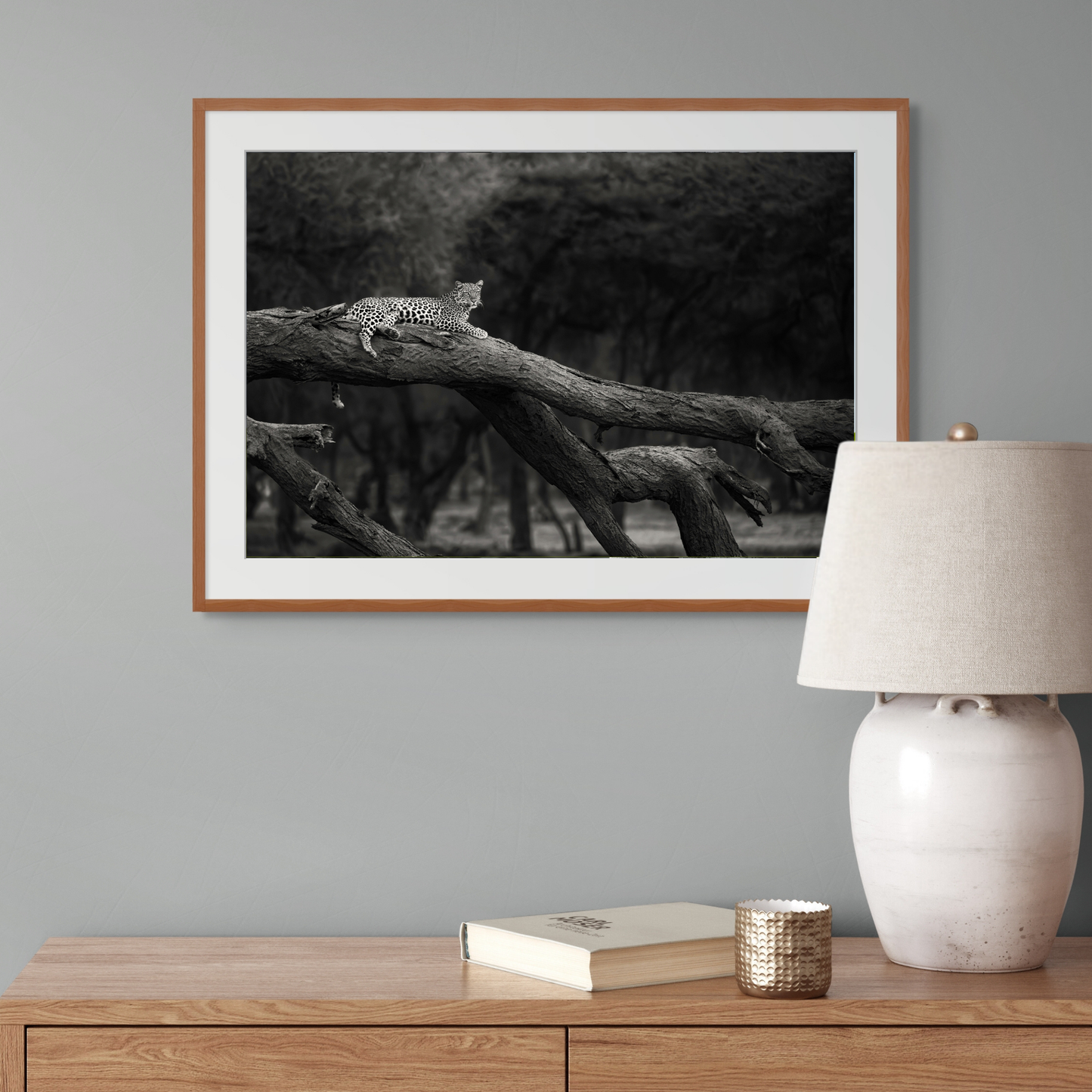 The Queens Throne - Signed Limited Edition